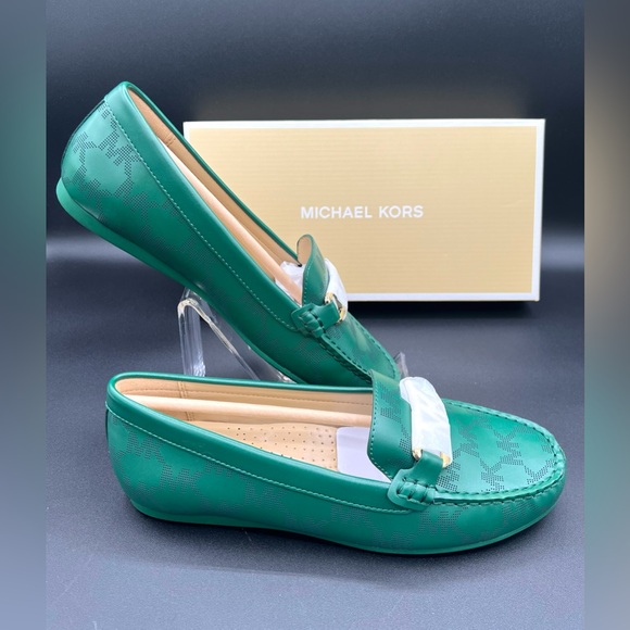Michael Kors Camila Logo Moccasin Perforated Moccasin Jewel Green Women SZ 8 - Picture 4 of 9